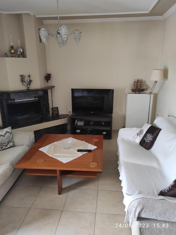 Apartamento Annashouse Néa Péramos Exterior foto
